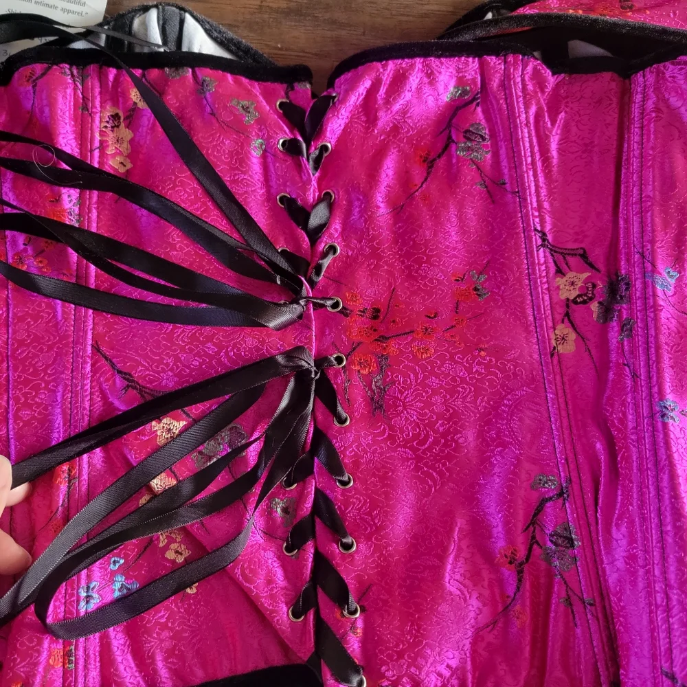 NWT Shirley of Hollywood 2 Pcs Set Intimate Lingerie‎ Corset and G-String Thong